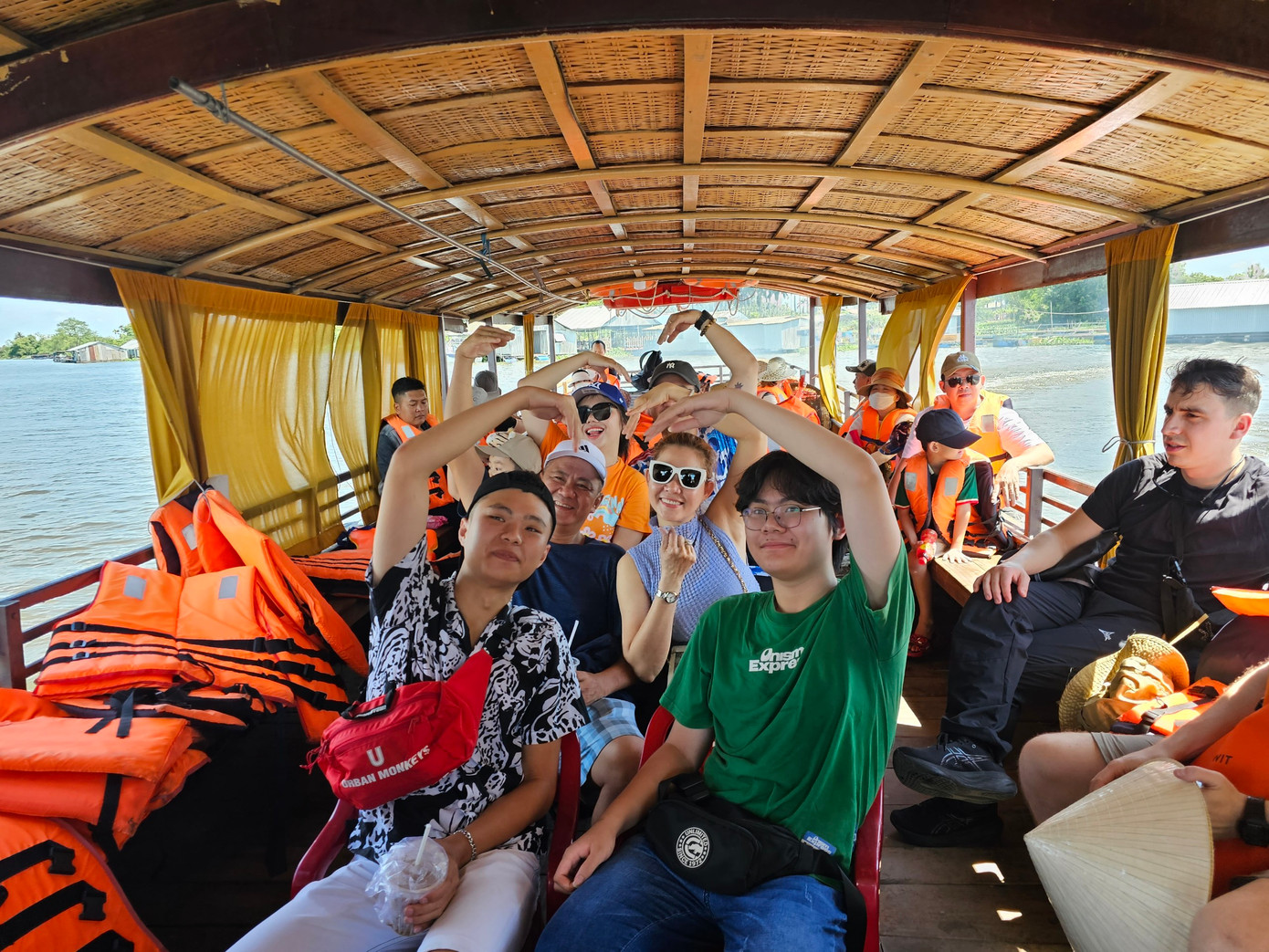 Du khách tham quan du lịch tại TP Cần Thơ. Ảnh: Hòa Hội. Du khách tham quan du lịch tại TP Cần Thơ. Ảnh: Hòa Hội.