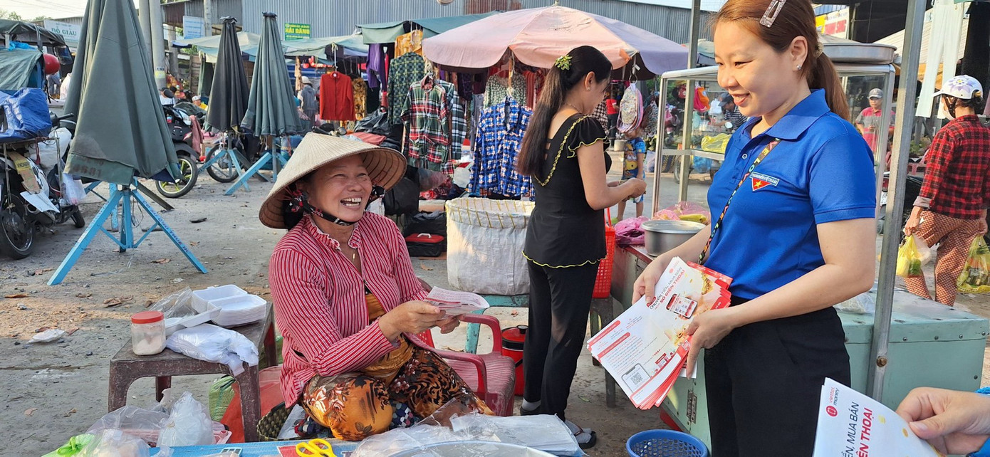 Anh Lê Hoàng Quyết - Phó Bí thư Tỉnh Đoàn Đồng Tháp cho biết, các hoạt động phát huy sáng tạo trong đoàn viên, thanh niên được triển khai sâu rộng, có sức lan tỏa, thể hiện vai trò trách nhiệm; sự năng động, sáng tạo, bản lĩnh của đoàn viên, thanh niên để góp phần thực hiện thắng lợi nhiệm vụ phát triển kinh tế - xã hội của địa phương, đồng thời đây cũng là môi trường thuận lợi để mỗi cơ sở Đoàn, mỗi đoàn viên, thanh niên khẳng định tài năng, sức sáng tạo chung tay xây dựng quê hương ngày càng phát triển.