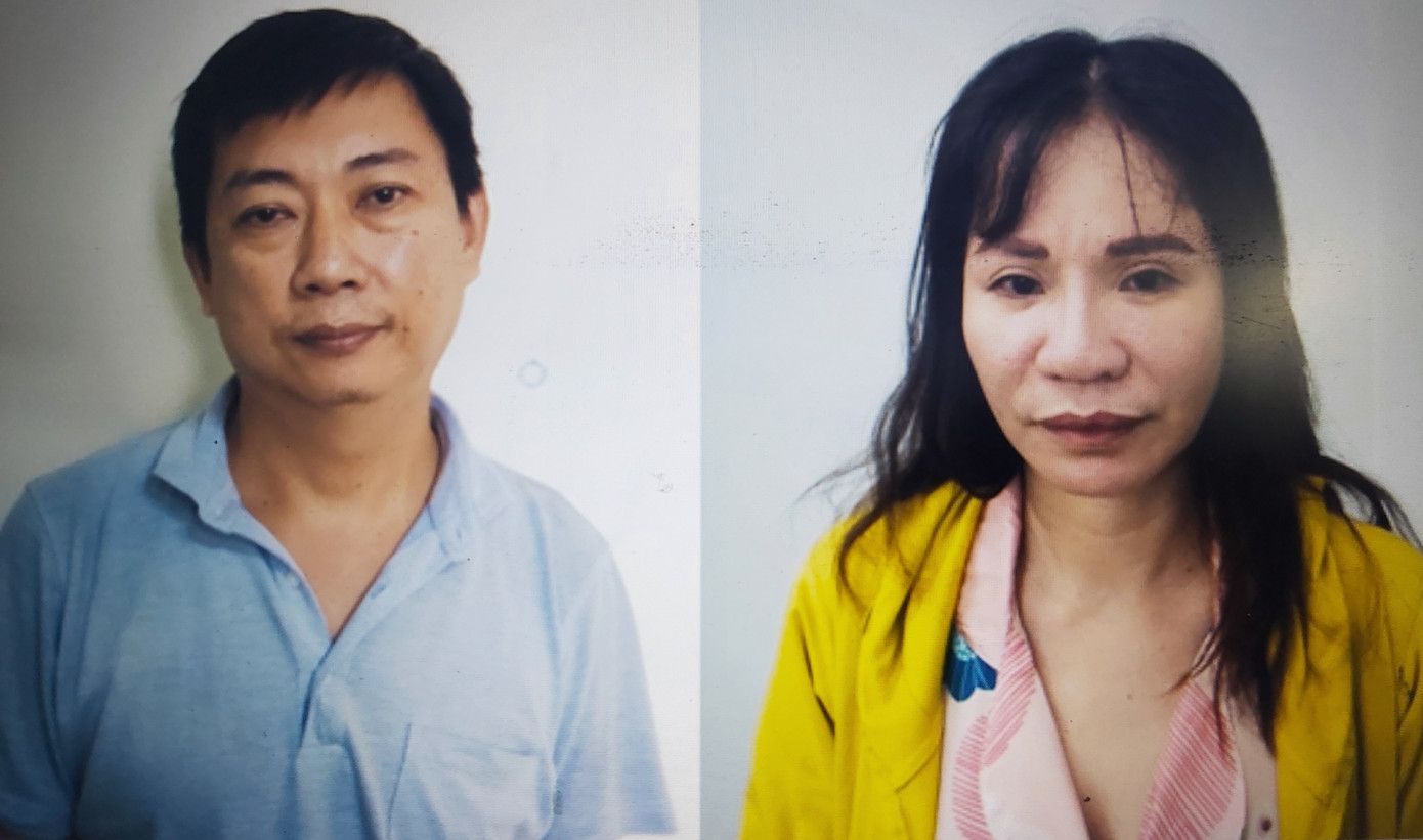 Đối tượng Nguyễn Xuân Kiếm và Lý Thị Huệ tại cơ quan điều tra. Ảnh: CA AG Đối tượng Nguyễn Xuân Kiếm và Lý Thị Huệ tại cơ quan điều tra. Ảnh: CA AG