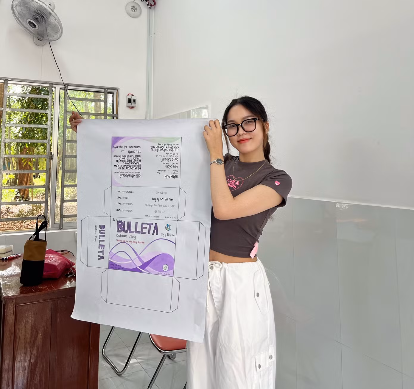 Nữ sinh Trường Đại học Trà Vinh cũng cho biết, đây là cơ hội để cô có thể nhìn nhận những điểm yếu, hạn chế của bản thân để làm động lực vươn lên trong học tập và cuộc sống. Nữ sinh Trường Đại học Trà Vinh cũng cho biết, đây là cơ hội để cô có thể nhìn nhận những điểm yếu, hạn chế của bản thân để làm động lực vươn lên trong học tập và cuộc sống.
