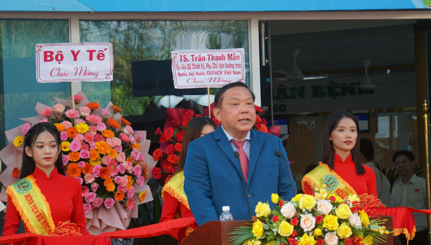 Ông Nguyễn Tiến Dũng, Chủ tịch Hội đồng trường Trường Đại học Nam Cần Thơ phát biểu Ông Nguyễn Tiến Dũng, Chủ tịch Hội đồng trường Trường Đại học Nam Cần Thơ phát biểu