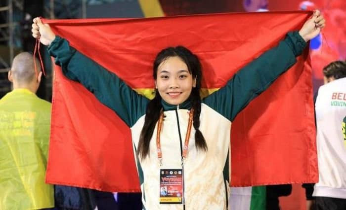 Vận động viên Bùi Thị Thảo Ngân vô địch Vovinam thế giới năm 2023.