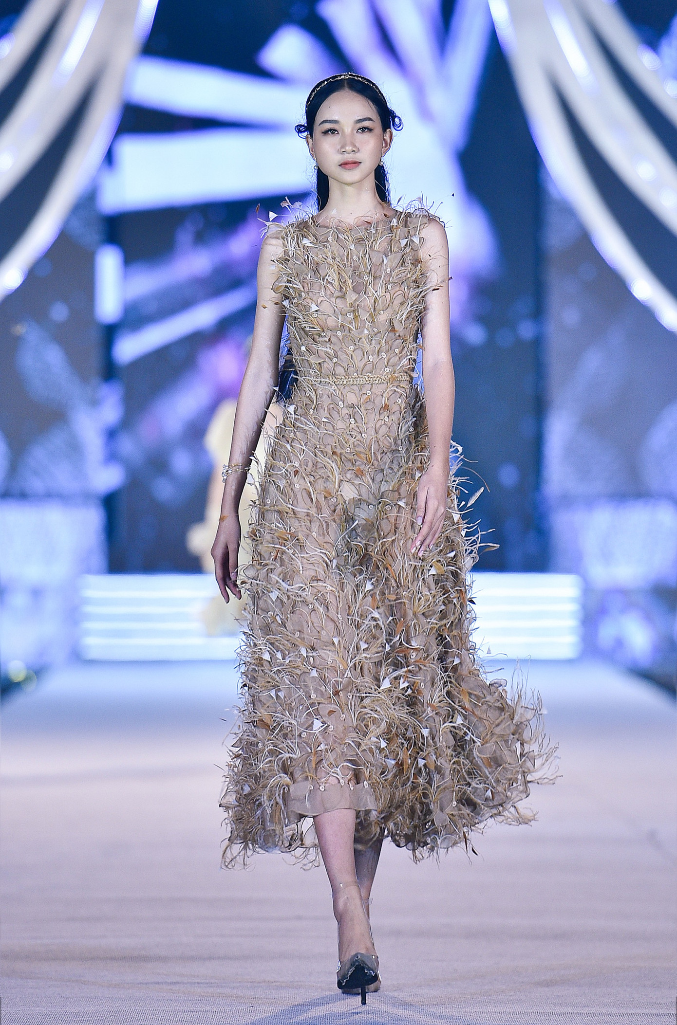 Công bố Top 5 Người đẹp Thời trang của Hoa hậu Việt Nam 2020 ảnh 19