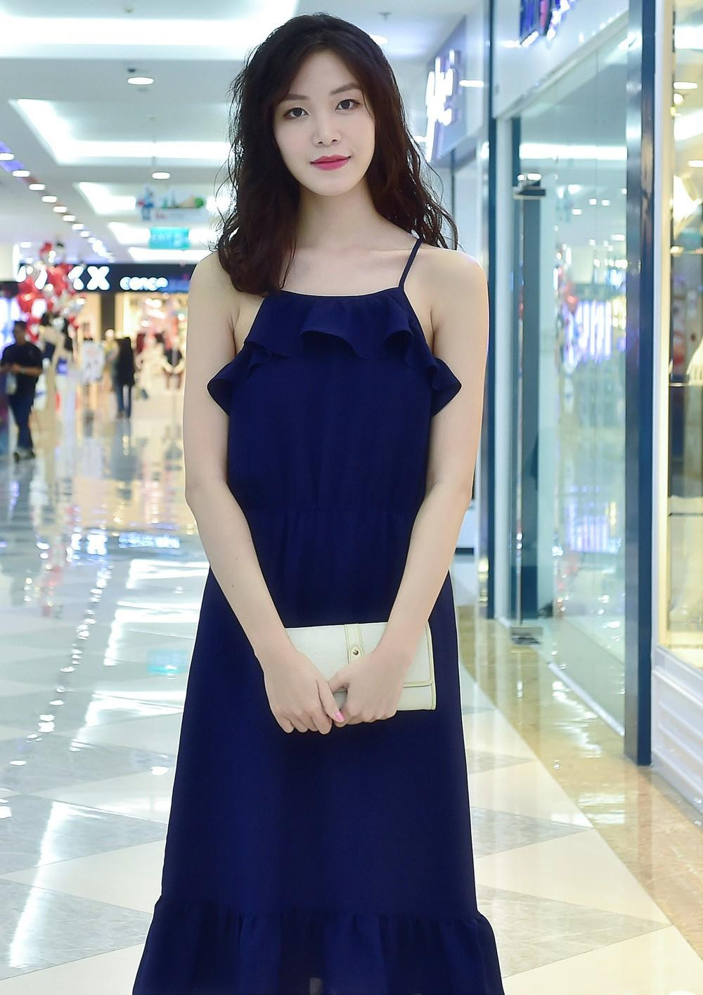 Thùy Dung đăng quang HHVN năm cô 18 tuổi. Thùy Dung đăng quang HHVN năm cô 18 tuổi.