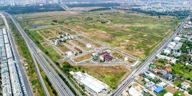 Khó khăn về thủ tục pháp lý dẫn đến nhiều doanh nghiệp bất động sản khó khăn về tài chính.