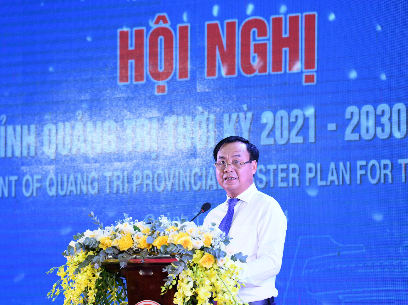 Chủ tịch UBND tỉnh Quảng Trị Võ Văn Hưng phát biểu. Ảnh: Nhật Minh Chủ tịch UBND tỉnh Quảng Trị Võ Văn Hưng phát biểu. Ảnh: Nhật Minh