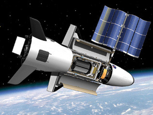 Hình đồ họa máy bay không gian không người lái X-37B. Ảnh: NASA .