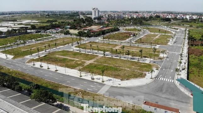 Bộ TN-MT yêu cầu các địa phương chấn chỉnh hoạt động đấu giá quyền sử dụng đất, nhất là những khu đất “vàng”. Bộ TN-MT yêu cầu các địa phương chấn chỉnh hoạt động đấu giá quyền sử dụng đất, nhất là những khu đất “vàng”.