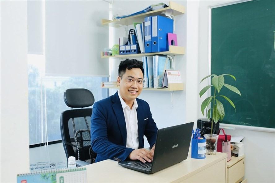 Ông Đinh Đức Hiền Ông Đinh Đức Hiền