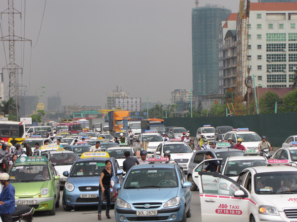 Điệp khúc tắc đường lại xảy ra. Điệp khúc tắc đường