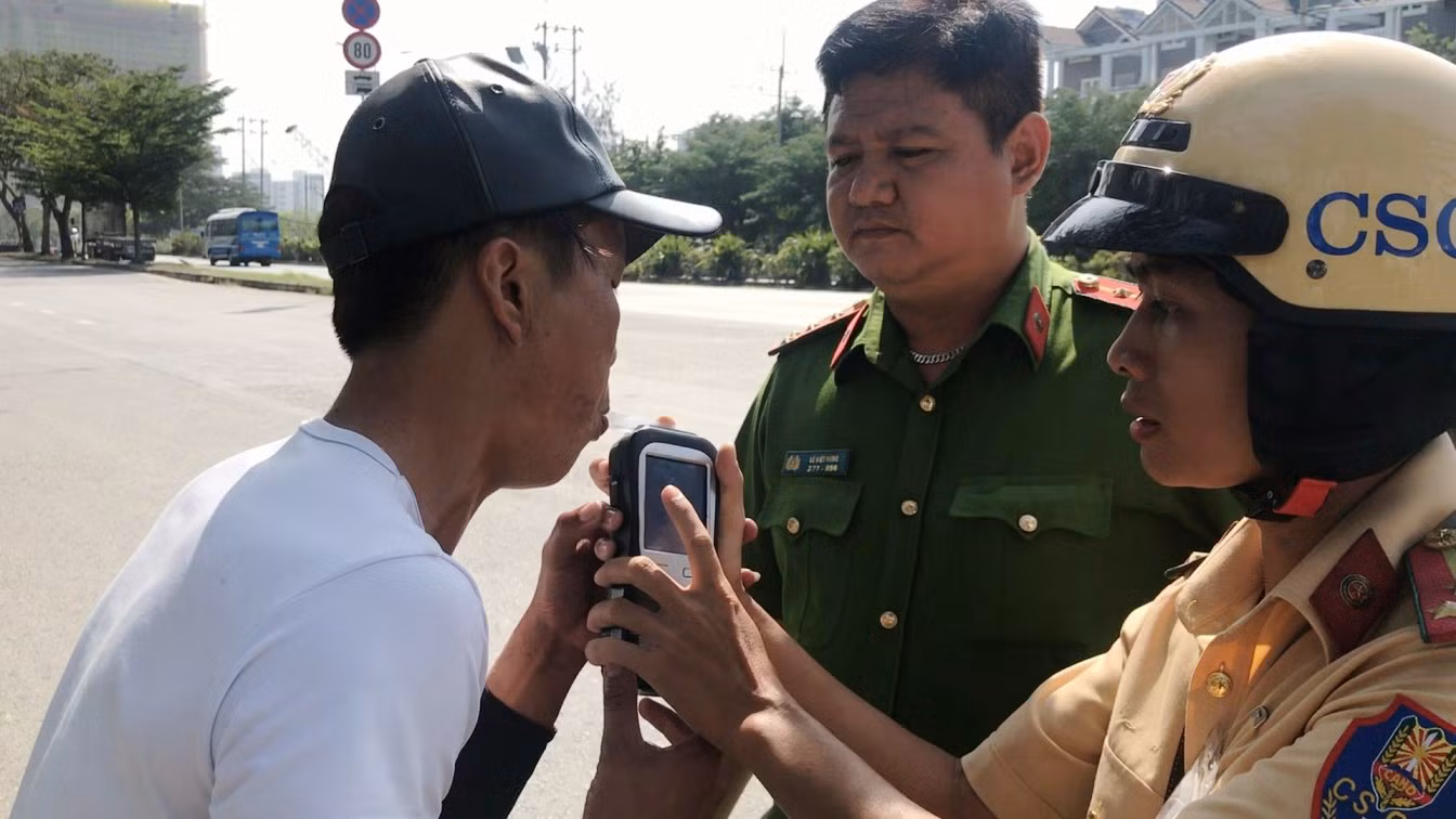 Đồn biên phòng Lào Cai bắt lái xe container tàng trữ ma túy ảnh 2 Đồn biên phòng Lào Cai bắt lái xe container tàng trữ ma túy ảnh 2
