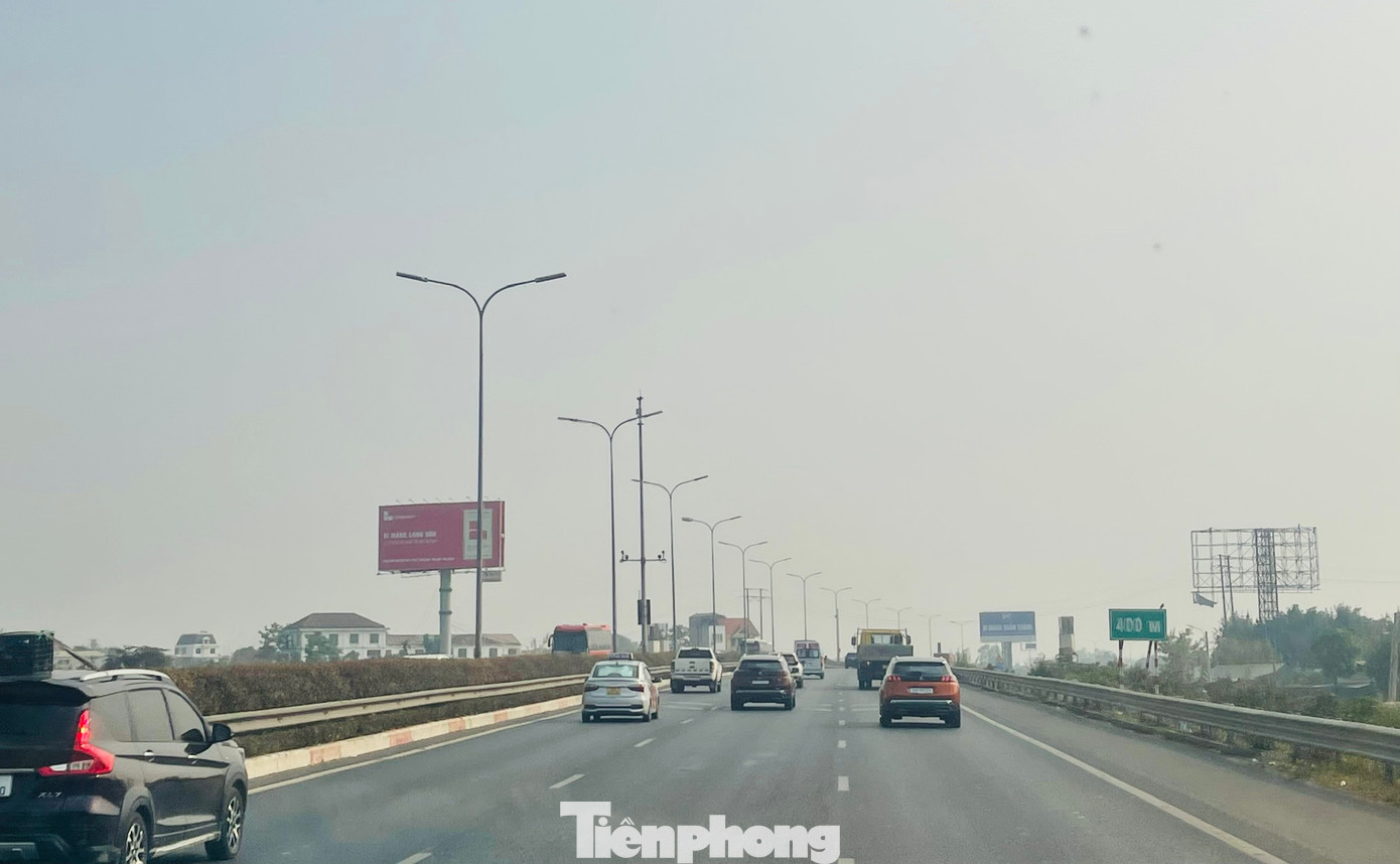 Các dự án giao thông hoàn thành trong năm nay sẽ góp phần giúp hạ tầng giao thông đột phá. Ảnh: Lộc Liên.