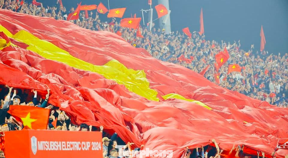 Các tour đi Thái Lan cổ vũ đội tuyển bóng đá đang hút khách. Ảnh: Trọng Tài. Các tour đi Thái Lan cổ vũ đội tuyển bóng đá đang hút khách. Ảnh: Trọng Tài.