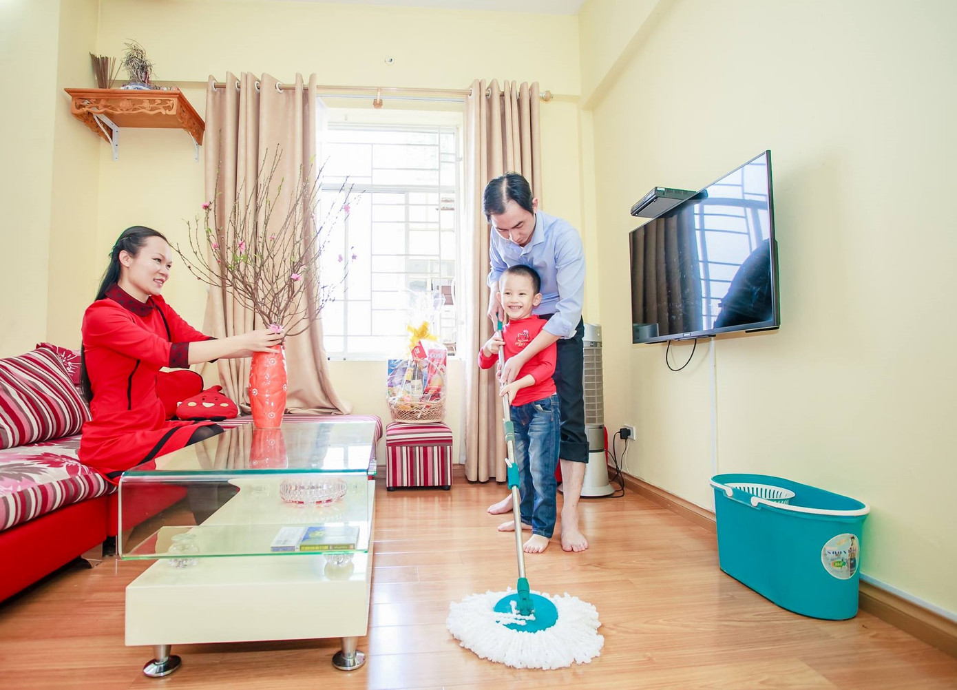 Cần ưu tiên dùng hoặc bài trí những vật dụng có dạng hình tròn trong phòng khách dịp Tết Nguyên đán 2025. Ảnh minh họa: Internet