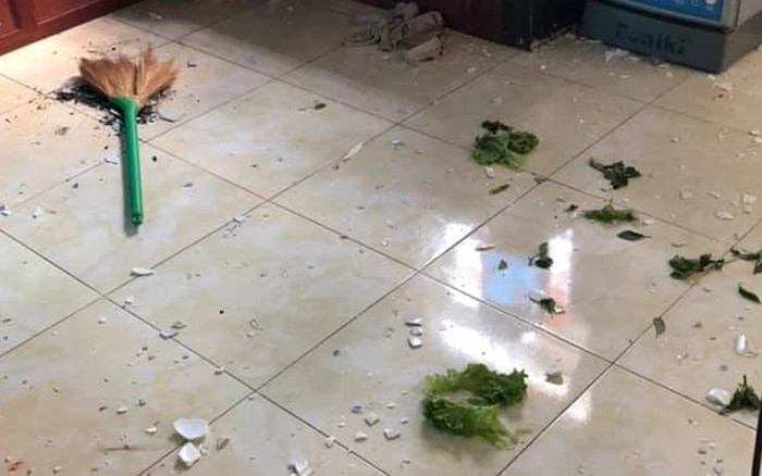 Việc làm vỡ những đồ vật như bát đĩa, chén hay tạo ra những tiếng động lớn là điều kiêng kị đêm giao thừa. Ảnh: Internet