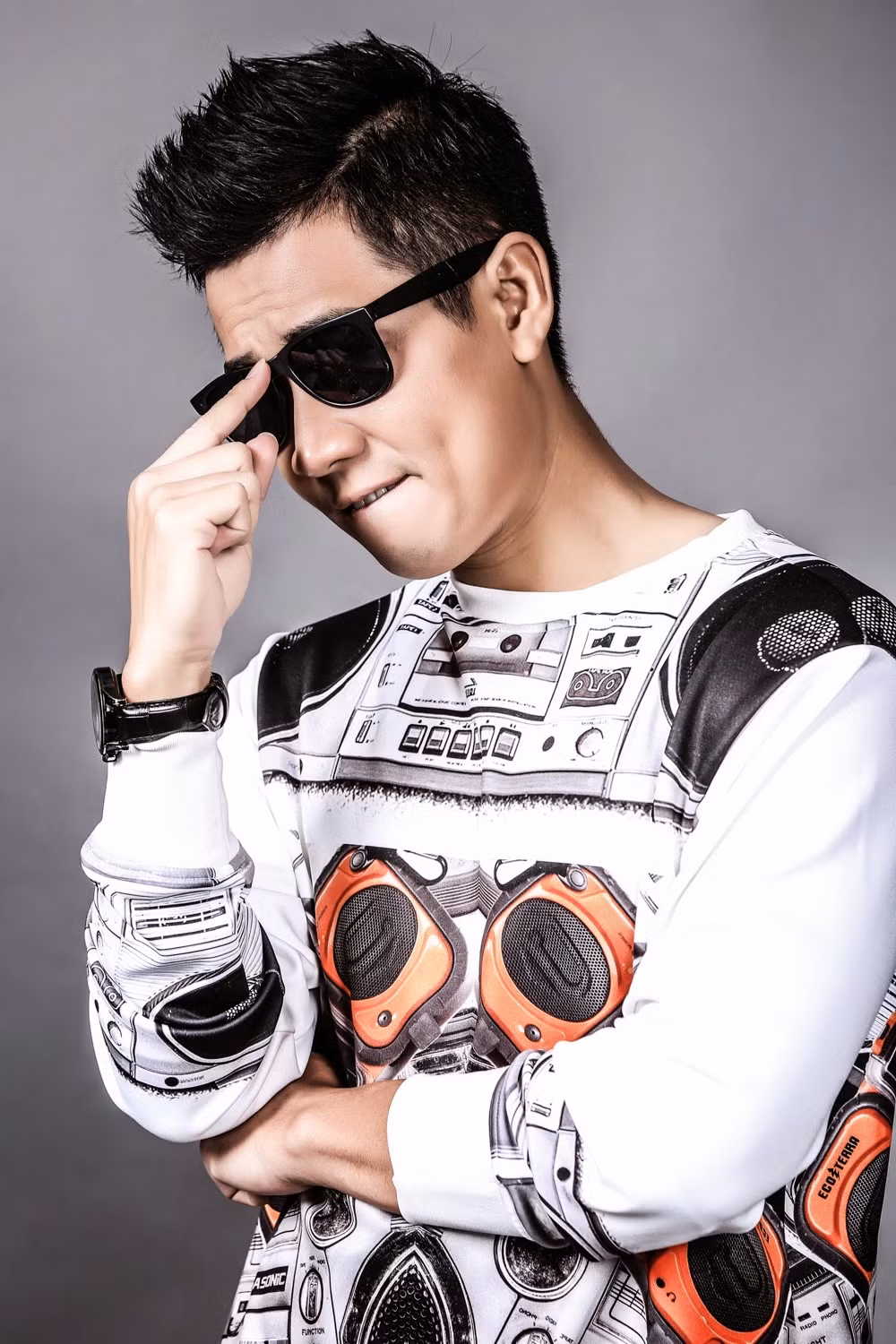 Nguyên Khang - MC hot bậc nhất sóng truyền hình và những điều khó tin ảnh 4
