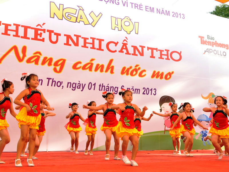 Văn Nghệ chào mừng ngày Hội thiếu nhi Cần Thơ