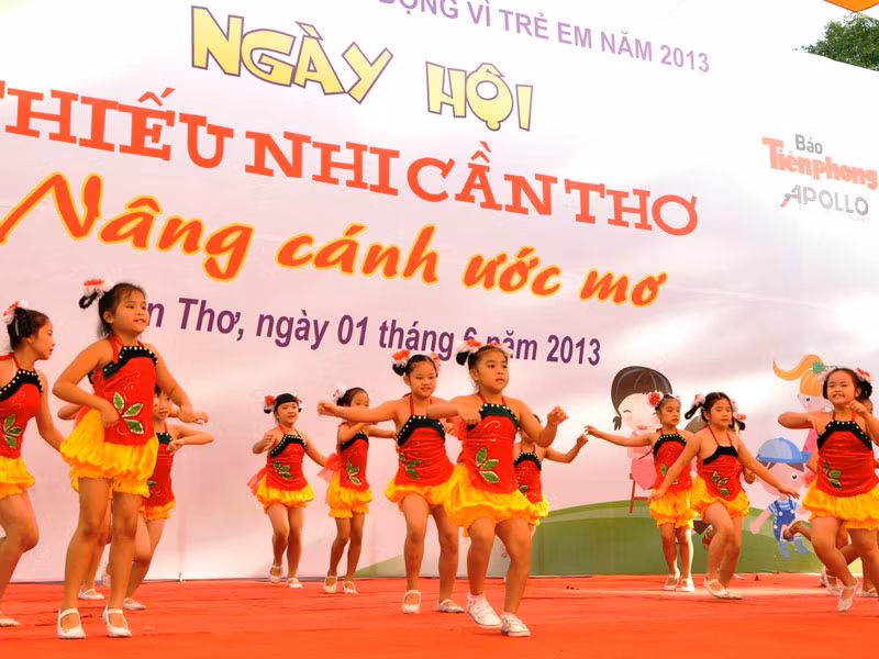 Văn Nghệ chào mừng ngày Hội thiếu nhi Cần Thơ
