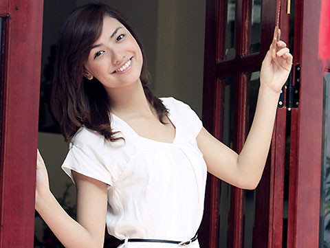 Bước chân vào nghề người mẫu khi chỉ 13 tuổi, Hồng Quế là gương mặt khả ái và may mắn khi được nhiều người biết đến