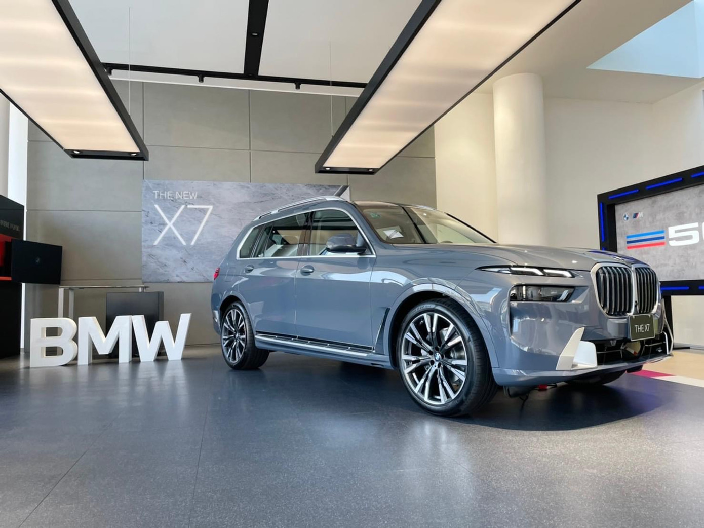 Dòng xe BMW X7.