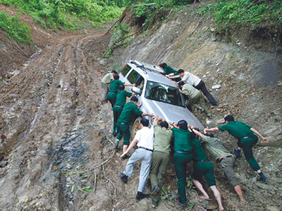 Một đoạn đường tuần tra trên tuyến biên giới huyện Sốp Cộp, Sơn La