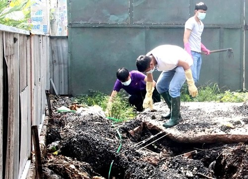 Bắt 2 nghi can vụ thảm sát ở Bình Phước ảnh 12