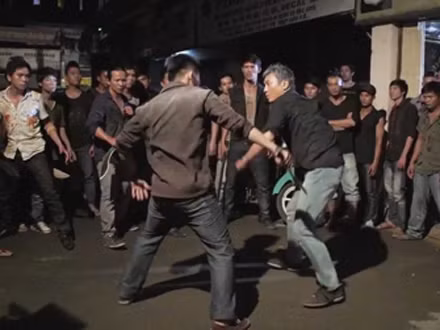 Một cảnh trong phim “Bụi đời Chợ Lớn”