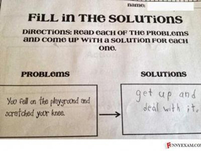 Điền vào chỗ trống hướng giải quyết cho mỗi vấn đề được viết ở bên trái: Vấn đề:Bạn bị ngã ở sân chơi và bị trầy xước đầu gối Cách giải quyết:Đứng dậy và giải quyết vấn đề