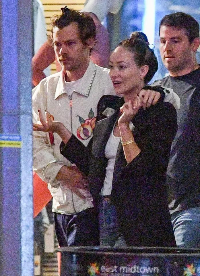 Harry Styles và Olivia Wilde thành đôi nhờ Don't Worry Darling. Ảnh: TheImageDirect.com. Harry Styles và Olivia Wilde thành đôi nhờ Don't Worry Darling. Ảnh: TheImageDirect.com.