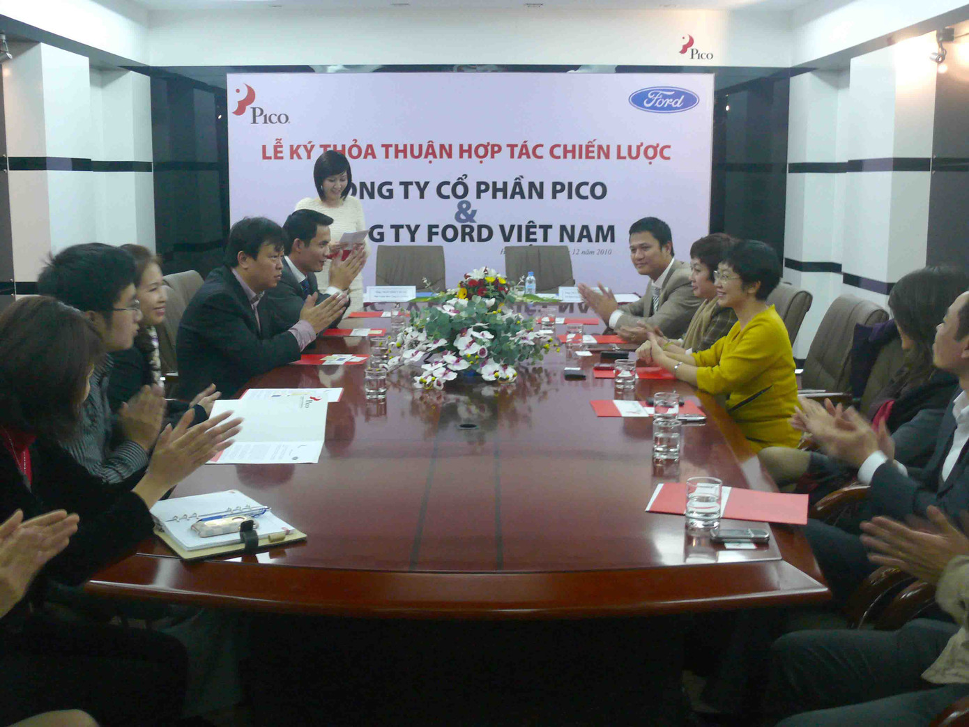 Ford sẽ cung cấp ô tô cho hệ thống siêu thị điện máy Pico