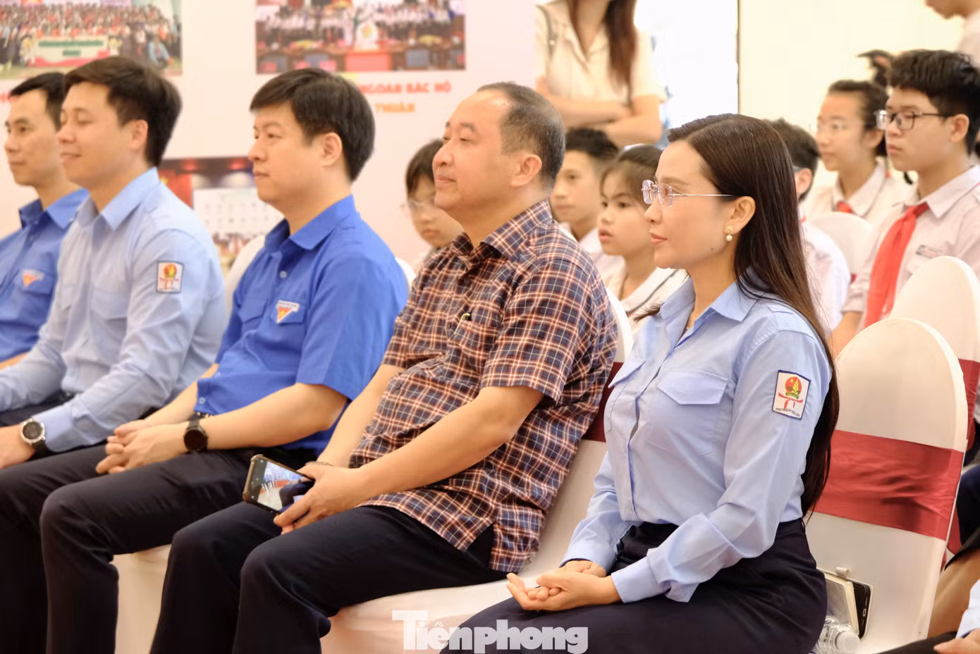 Chị Nguyễn Phạm Duy Trang - Bí thư Trung ương Đoàn, Chủ tịch Hội đồng Đội Trung ương tham dự chương trình khai mạc triển lãm.