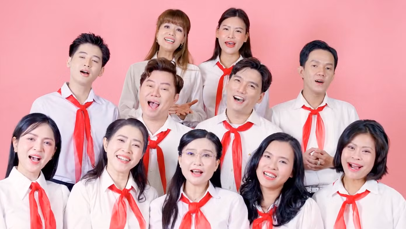 Chị Nguyễn Phạm Duy Trang - Bí thư T.Ư Đoàn, Chủ tịch Hội đồng Đội T.Ư cùng góp mặt trong MV chào mừng Đại hội. Chị Nguyễn Phạm Duy Trang - Bí thư T.Ư Đoàn, Chủ tịch Hội đồng Đội T.Ư cùng góp mặt trong MV chào mừng Đại hội.
