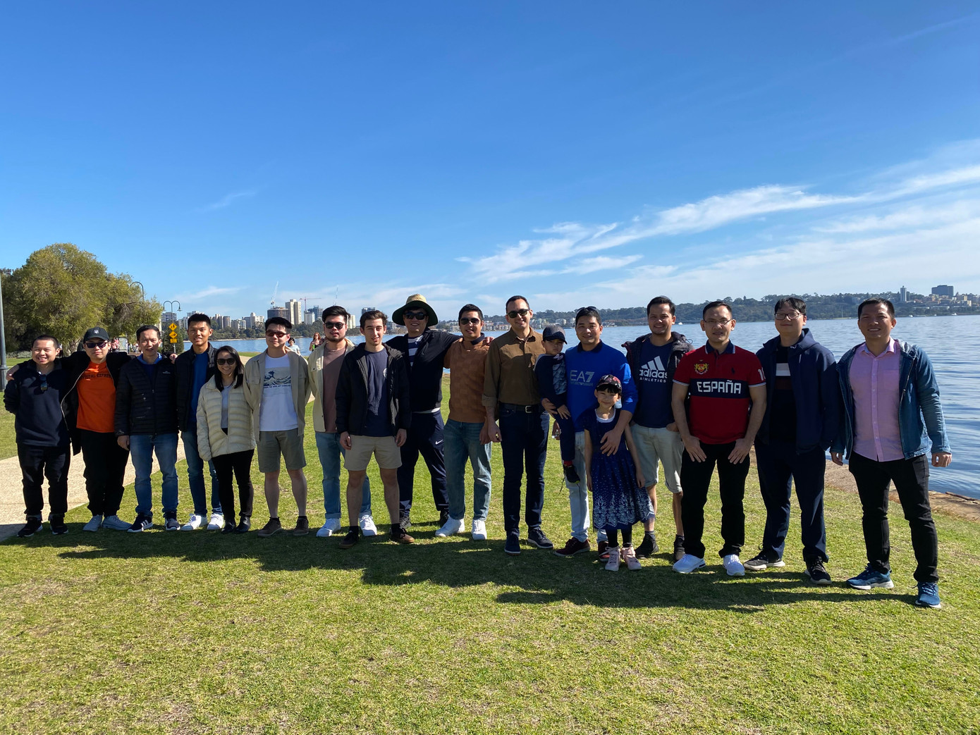 PGS.TS. Thông cùng nhóm nghiên cứu.