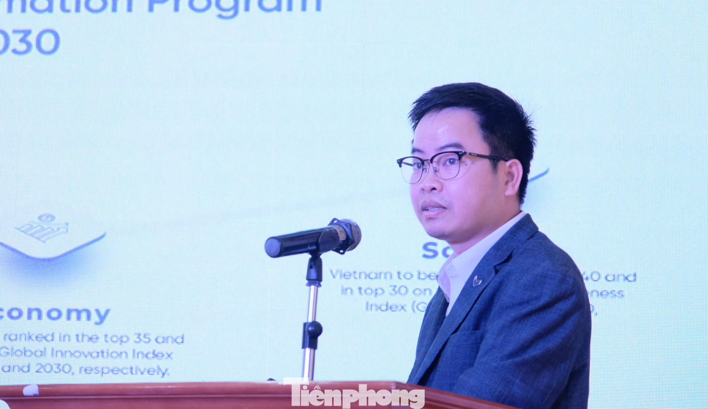 TS. Phạm Huy Hiệu - Gương mặt trẻ Việt Nam tiêu biểu năm 2024, Trưởng BTC hội thảo chia sẻ tại chương trình. Ảnh: Châu Linh