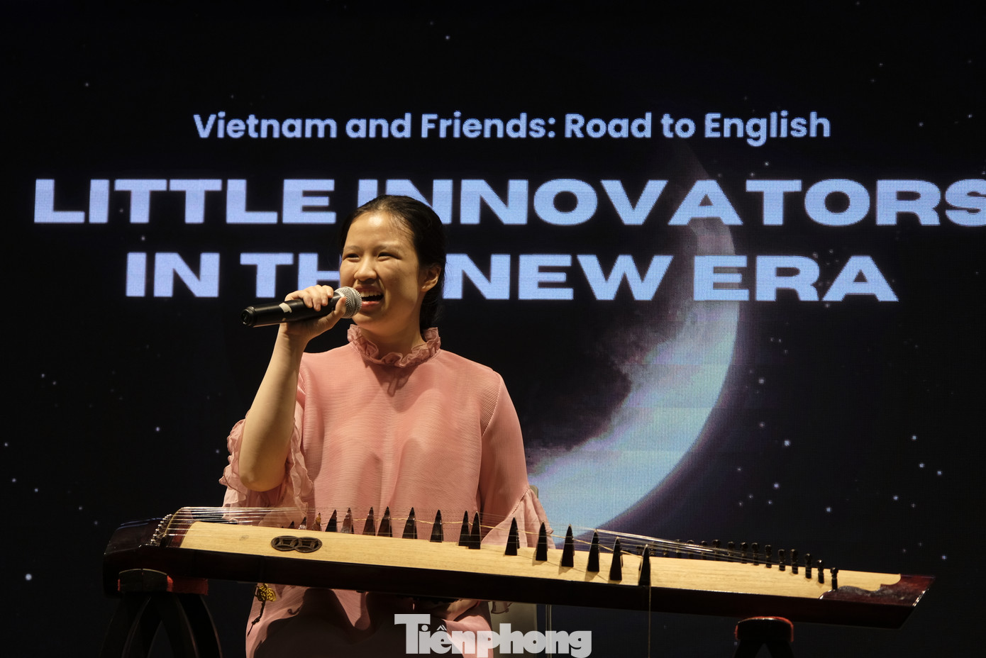 Học sinh khiếm thị giao lưu tại chương trình.