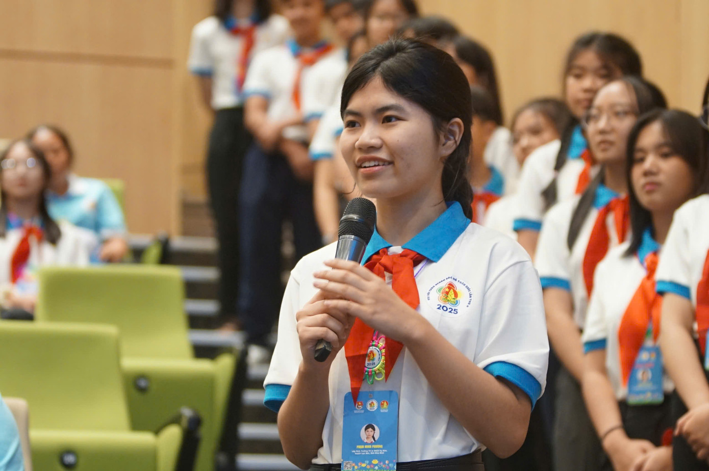 Anh Hoàng Khắc Hiếu - Gương mặt trẻ Việt Nam tiêu biểu năm 2024 chia sẻ tại chương trình.