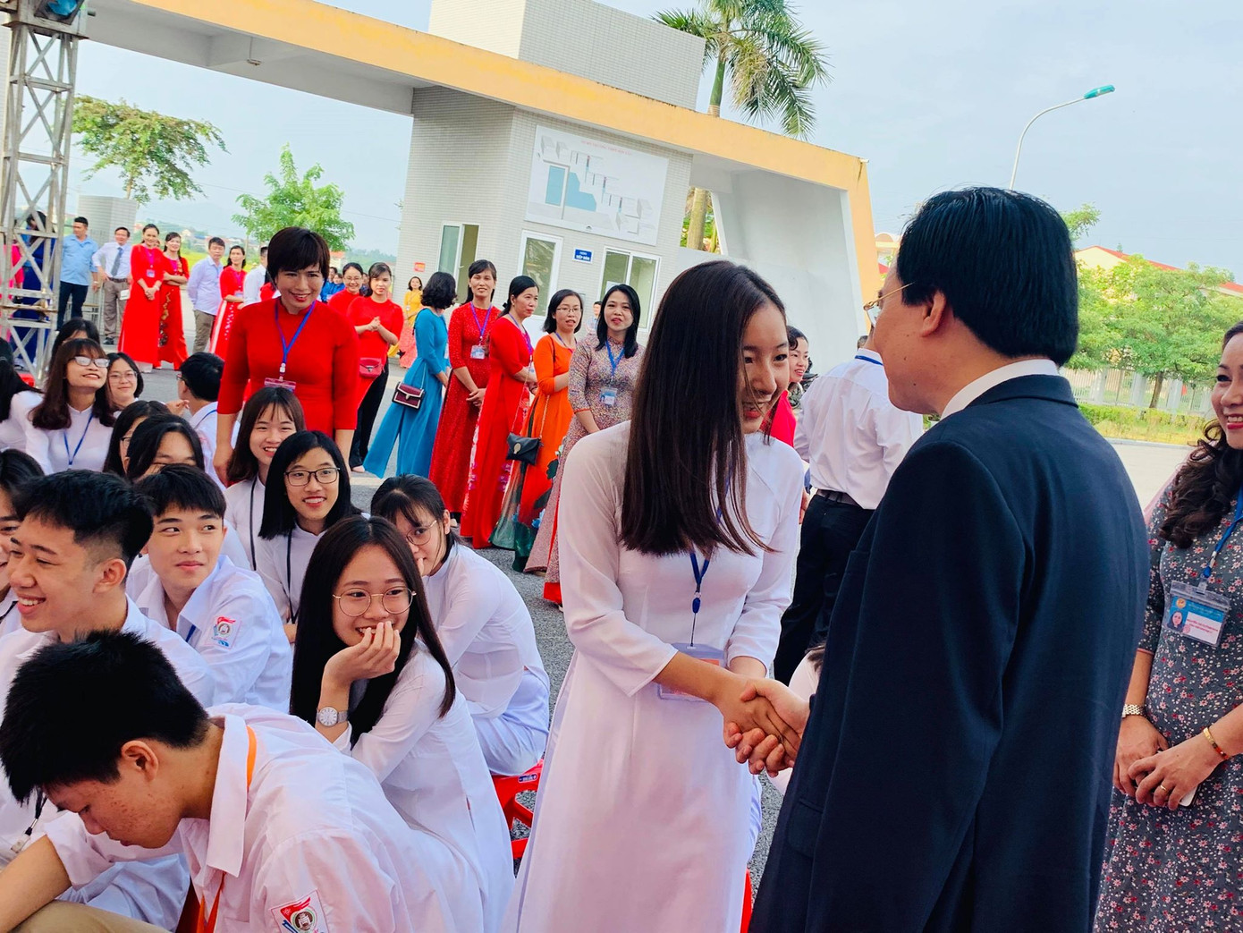 Sáng 5/9, hơn 22 triệu học sinh cả nước hân hoan đón ngày khai giảng ảnh 34