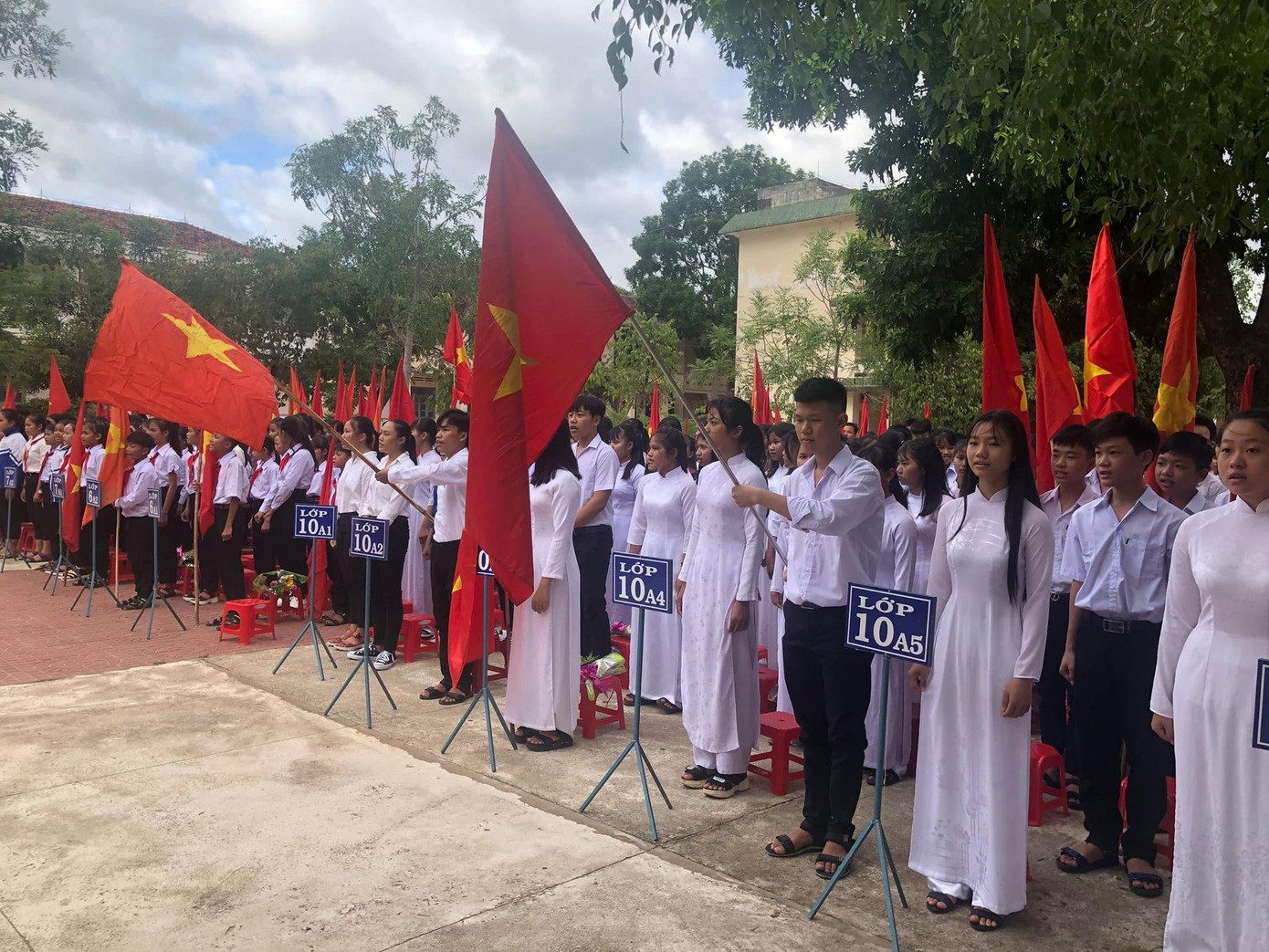 Sáng 5/9, hơn 22 triệu học sinh cả nước hân hoan đón ngày khai giảng ảnh 70