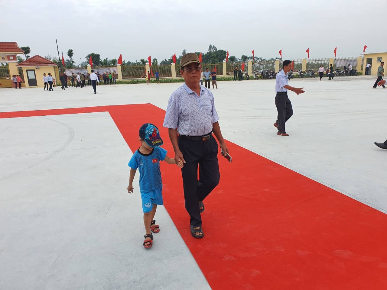 Sáng 5/9, hơn 22 triệu học sinh cả nước hân hoan đón ngày khai giảng ảnh 59