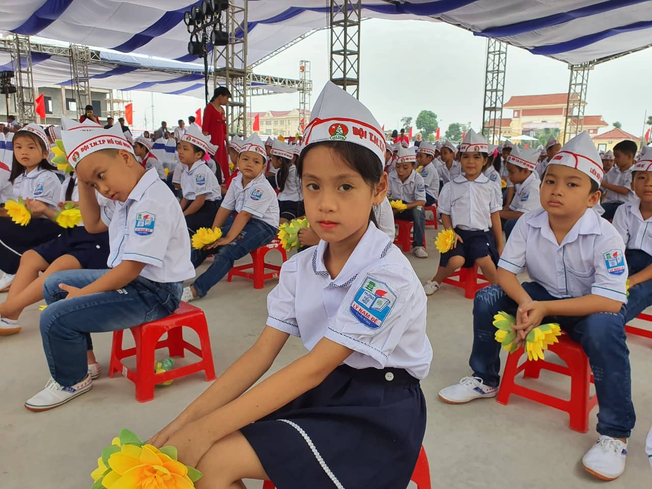 Sáng 5/9, hơn 22 triệu học sinh cả nước hân hoan đón ngày khai giảng ảnh 60