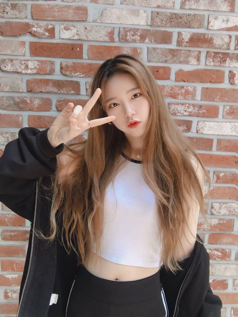 8. Layeon: Thành viên Purplebeck cũng cao 1m70 ở tuổi 23.