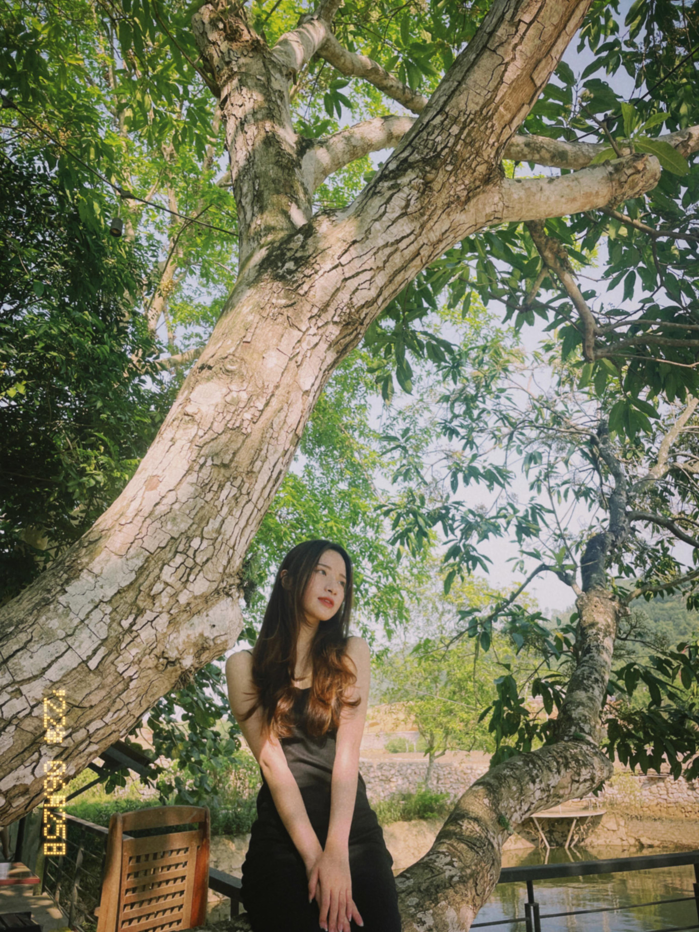 Trà My là sinh viên chuyên ngành Truyền thông Đại chúng - Học viện Báo chí và Tuyên truyền. Trà My là sinh viên chuyên ngành Truyền thông Đại chúng - Học viện Báo chí và Tuyên truyền.