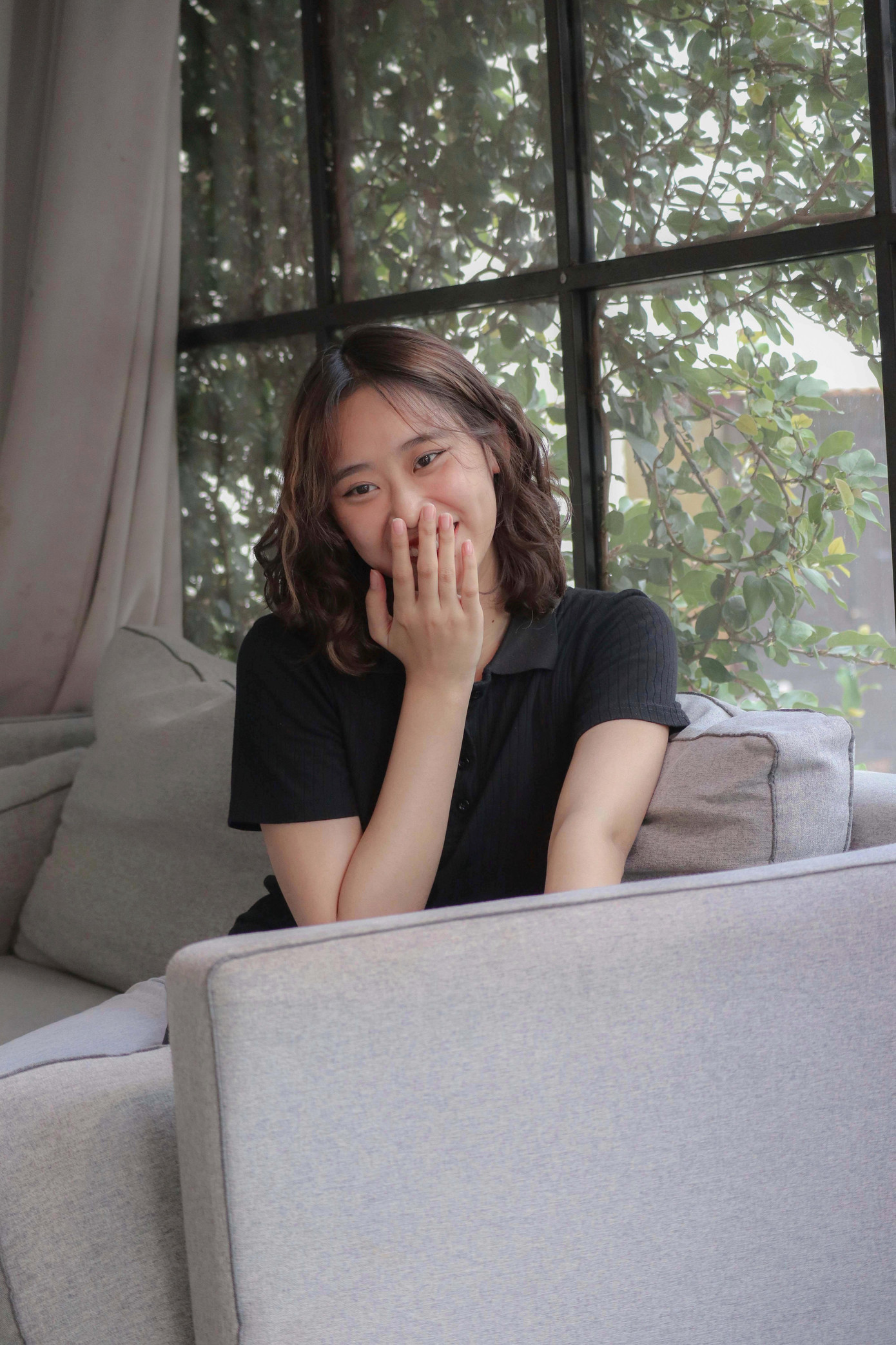 Hiền chia sẻ, cô bạn từng hoài nghi về năng lực của mình do quá nhút nhát. Hiền chia sẻ, cô bạn từng hoài nghi về năng lực của mình do quá nhút nhát.