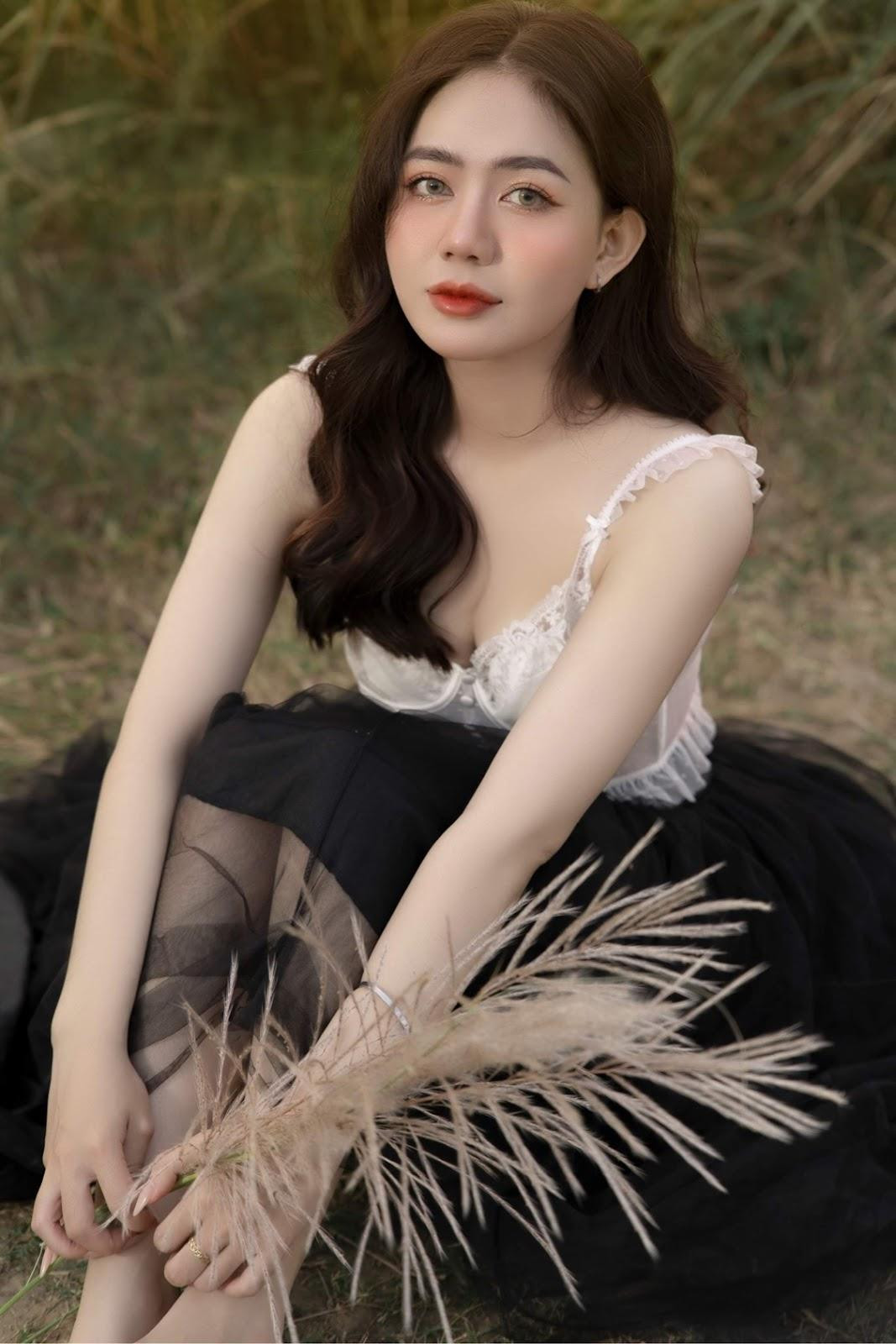 Trâm Anh - cô nàng M.U.A xinh đẹp. Trâm Anh - cô nàng M.U.A xinh đẹp.