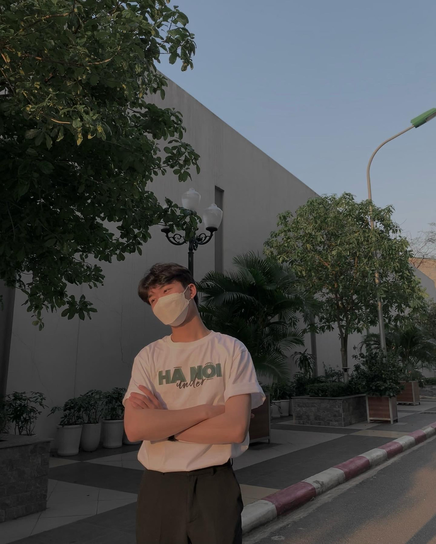 Văn Linh là đại sứ truyền thông cho một số dự án, chương trình về cộng đồng, sinh viên như: Take One, NEU 360 độ…