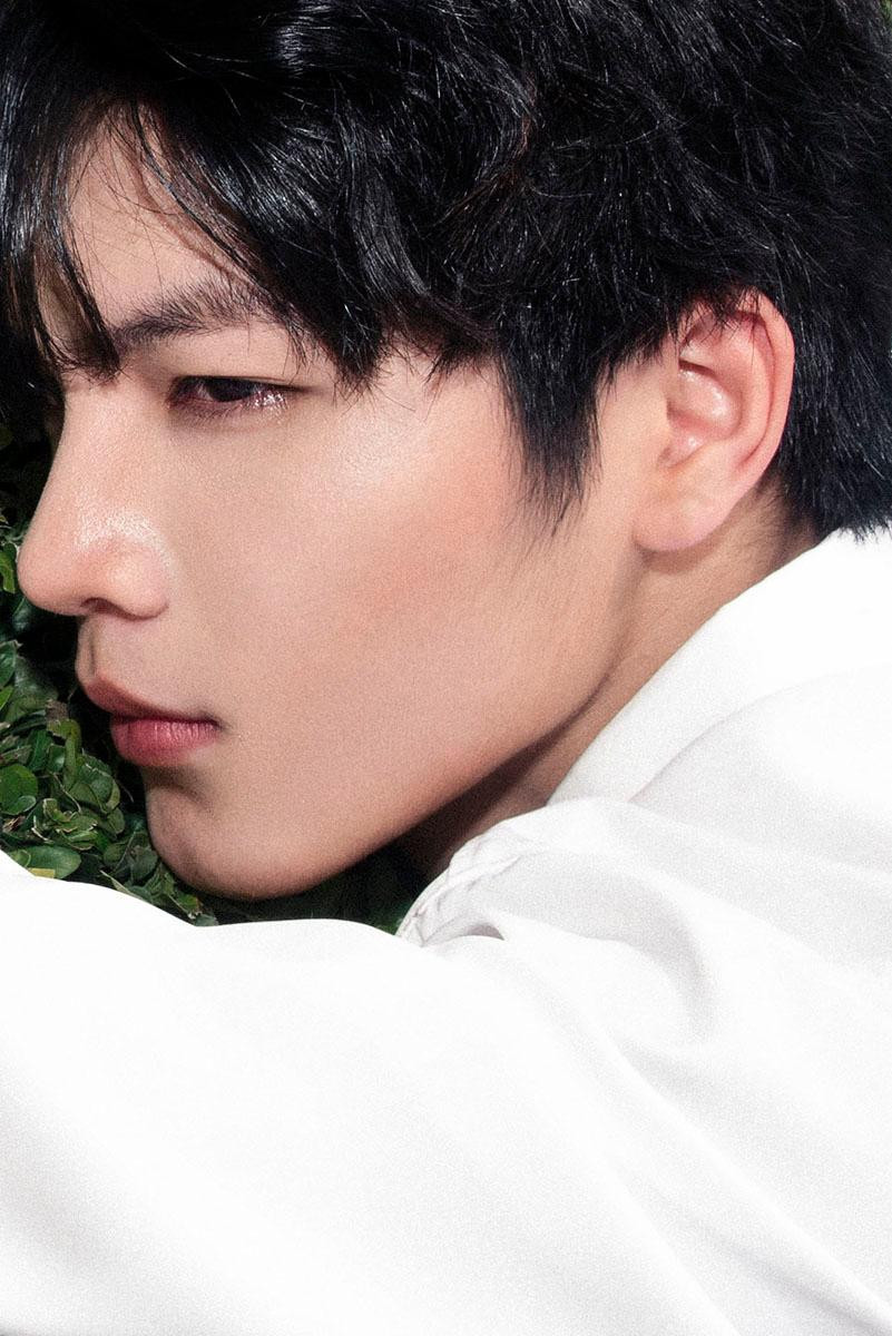 Sở hữu gương mặt điển trai, Taon được đánh giá là một nhân tố mới trong làng người mẫu, với những hình ảnh chỉn chu, mang nhiều sự sáng tạo cùng thần thái tốt. Sở hữu gương mặt điển trai, Taon được đánh giá là một nhân tố mới trong làng người mẫu, với những hình ảnh chỉn chu, mang nhiều sự sáng tạo cùng thần thái tốt.