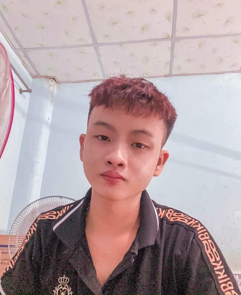 Đặng Văn Tâm là sinh viên trường Đại học Sư Phạm Hà Nội.