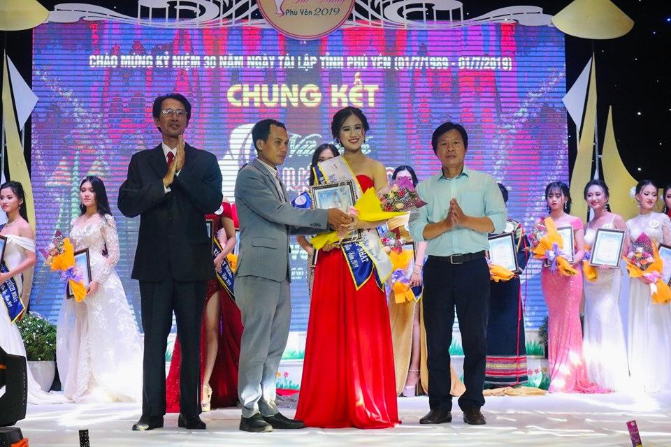 Nữ sinh Duyên dáng - Tài năng tỉnh Phú Yên 2019. Nữ sinh Duyên dáng - Tài năng tỉnh Phú Yên 2019.