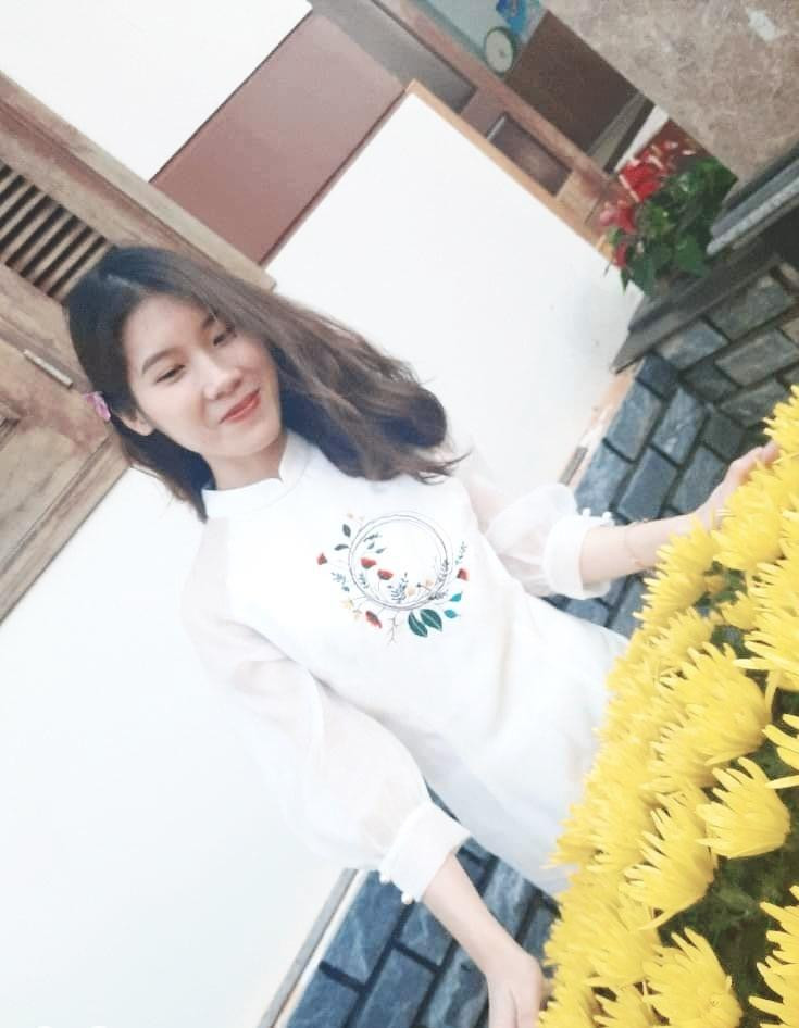 Nguyễn Hoàng Anh, sinh viên năm thứ 3 ngành Công nghệ sinh học, Trường Đại học Lâm nghiệp. Nguyễn Hoàng Anh, sinh viên năm thứ 3 ngành Công nghệ sinh học, Trường Đại học Lâm nghiệp.