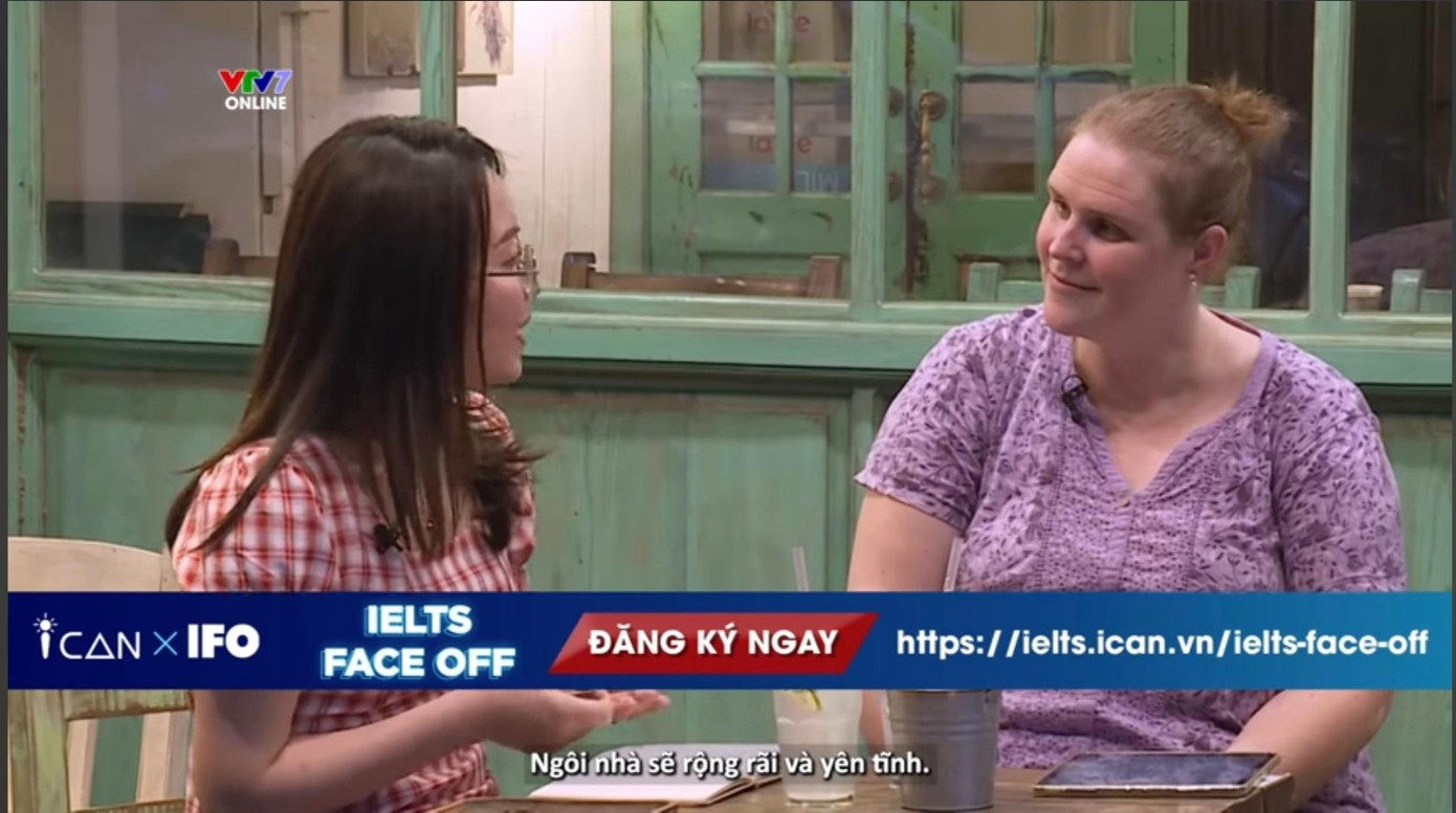 Hoa Minh (bên trái ảnh) tham gia Chương trình IELTS Face-Off. Hoa Minh (bên trái ảnh) tham gia Chương trình IELTS Face-Off.